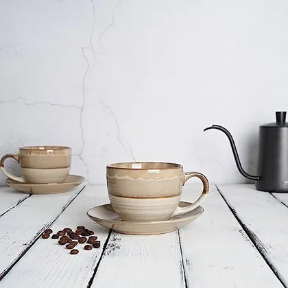 A Bosmarlin mug in a reactive glaze